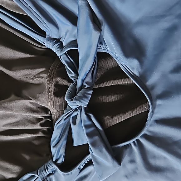 CUPSHE One Piece Swimsuits Ruched Tummy Control Back Tie Multiple ways to wear - Picture 4 of 7